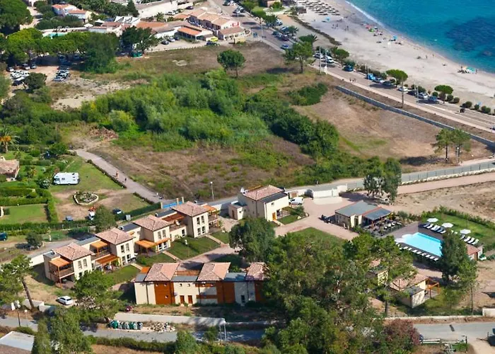 Üdülőpark Marina Di Favona 4*