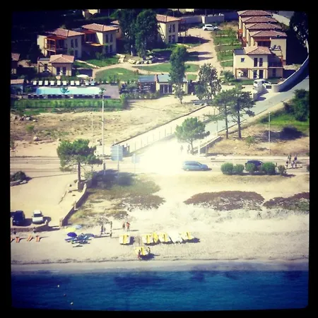 Marina Di Favona 4* Favone